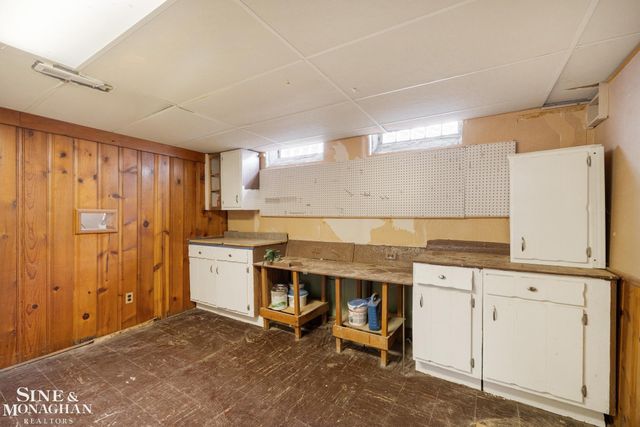 22407 Saint Joan Street, Saint Clair Shores, MI 48080