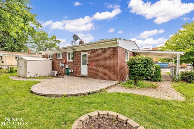 22407 Saint Joan Street, Saint Clair Shores, MI 48080