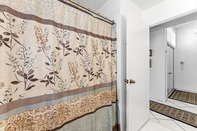 1352 E Fairfax Cir Circle E, Boynton Beach, FL 33436