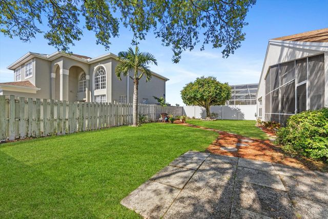 1352 E Fairfax Cir Circle E, Boynton Beach, FL 33436