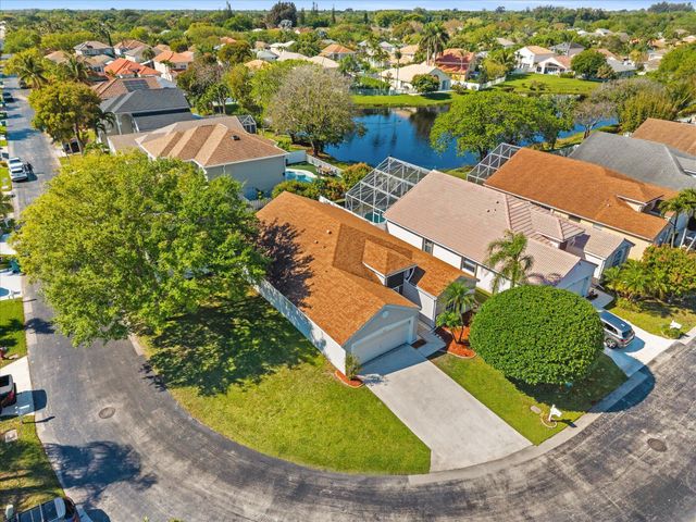 1352 E Fairfax Cir Circle E, Boynton Beach, FL 33436