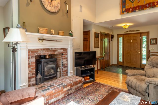 3 Beebe Road, East Haddam, CT 06423