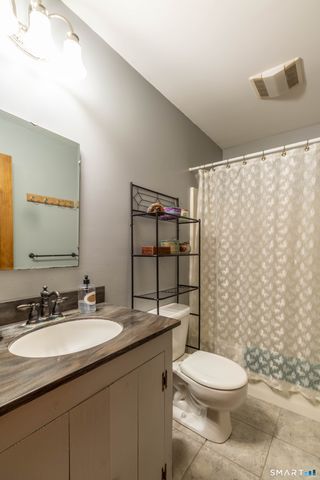 3 Beebe Road, East Haddam, CT 06423