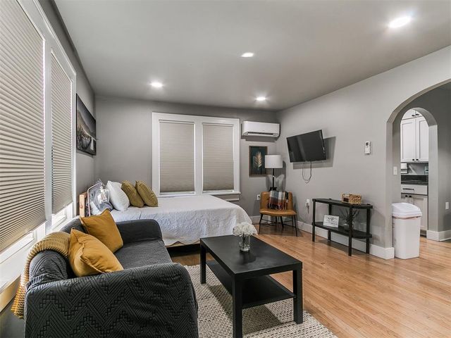 1805 N Gatewood Avenue 1 & 2, Oklahoma City, OK 73106