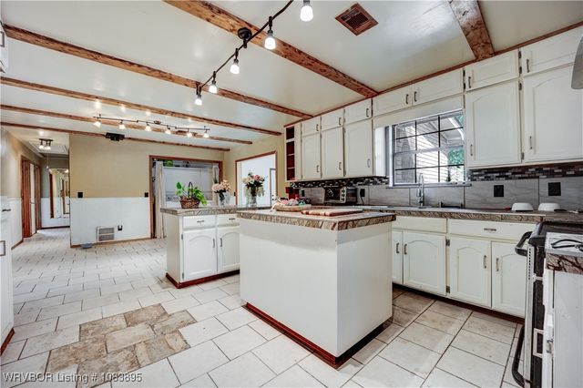 8415 N Hwy 59, Van Buren, AR 72956