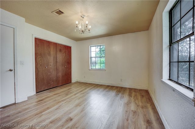 8415 N Hwy 59, Van Buren, AR 72956