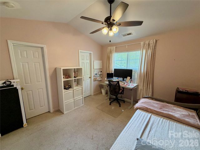 732 Rock Lake Glen, Fort Mill, SC 29715