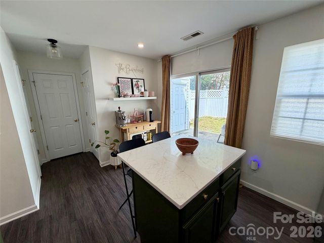 732 Rock Lake Glen, Fort Mill, SC 29715