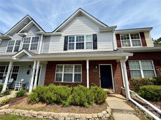 732 Rock Lake Glen, Fort Mill, SC 29715