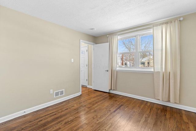 2063 Inchcliff Road, Columbus, OH 43221