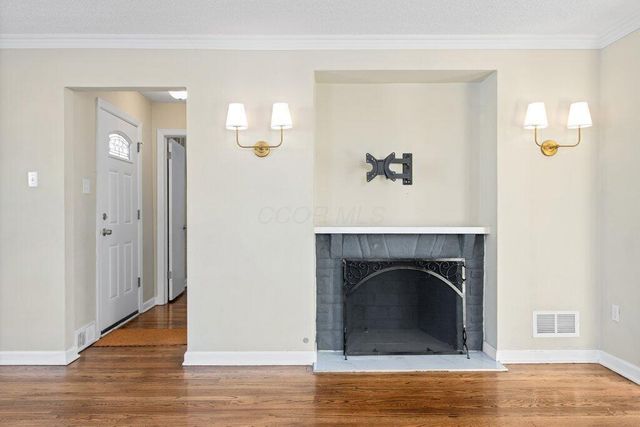 2063 Inchcliff Road, Columbus, OH 43221