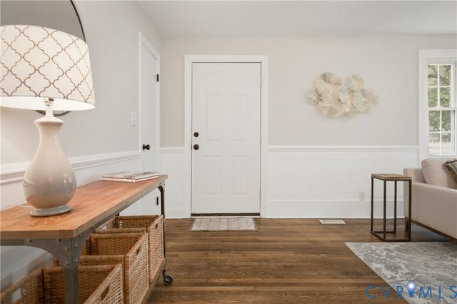 1909 Dinwiddie Ave, Hopewell, VA 23860