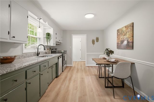 1909 Dinwiddie Ave, Hopewell, VA 23860