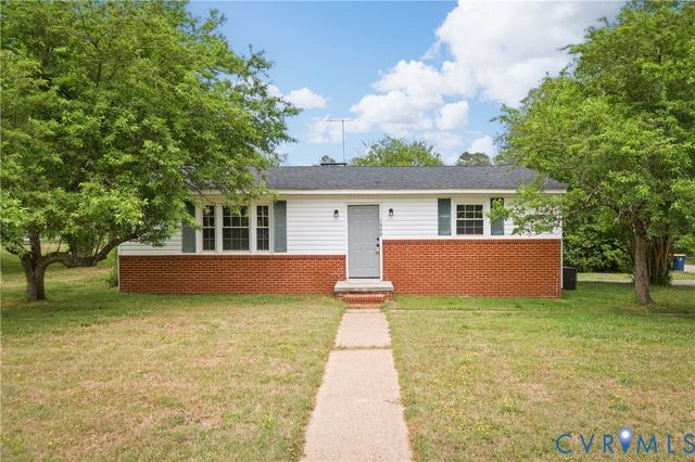 1909 Dinwiddie Ave, Hopewell, VA 23860