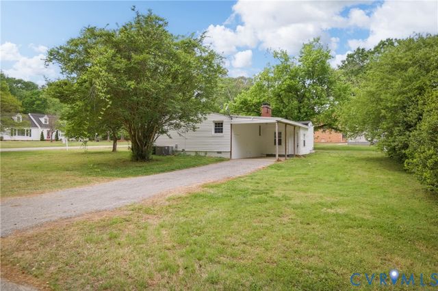 1909 Dinwiddie Ave, Hopewell, VA 23860