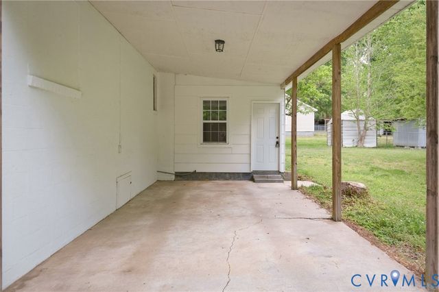 1909 Dinwiddie Ave, Hopewell, VA 23860