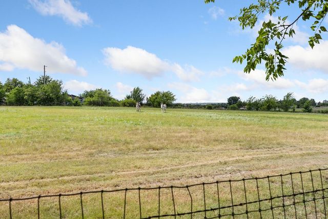 6550 Veal Station Road, Weatherford, TX 76085