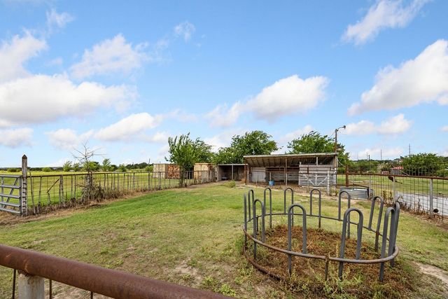 6550 Veal Station Road, Weatherford, TX 76085