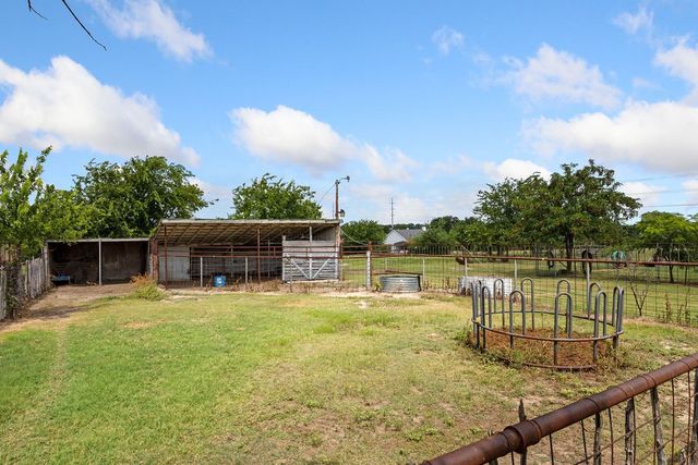 6550 Veal Station Road, Weatherford, TX 76085