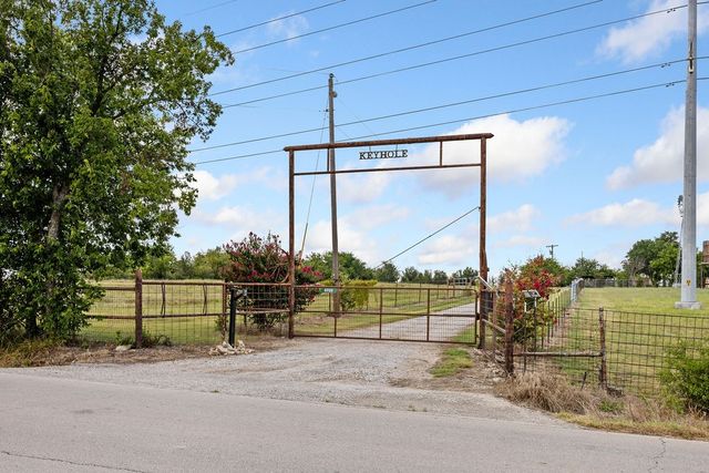6550 Veal Station Road, Weatherford, TX 76085