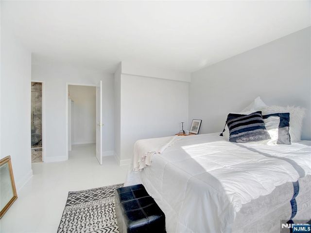 377 Harrison Street, East Orange, NJ 07018