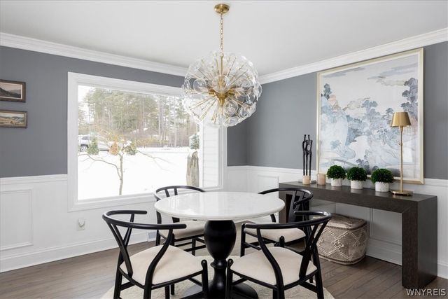 14 Tanglewood Drive East, Orchard Park, NY 14127