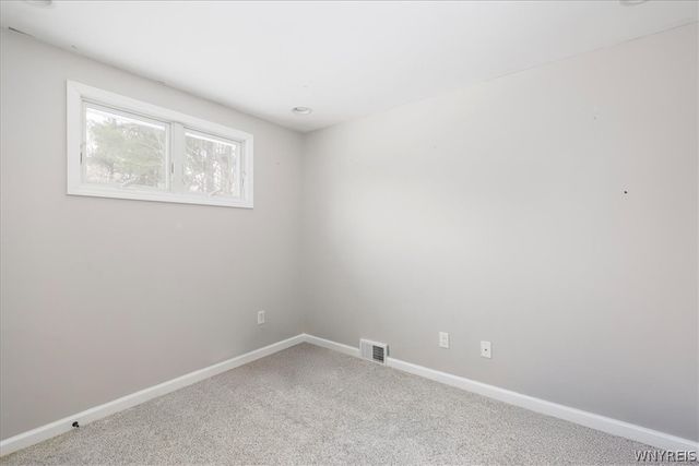 14 Tanglewood Drive East, Orchard Park, NY 14127