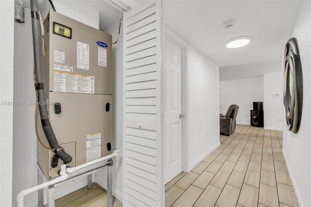 2762 NW 9th Ct, Fort Lauderdale, FL 33311
