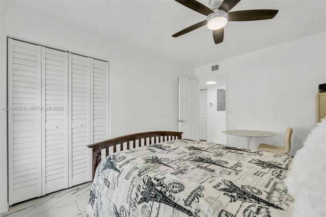 2762 NW 9th Ct, Fort Lauderdale, FL 33311