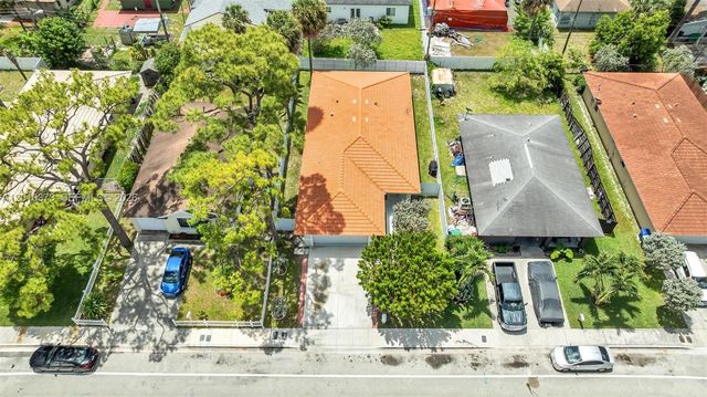 2762 NW 9th Ct, Fort Lauderdale, FL 33311