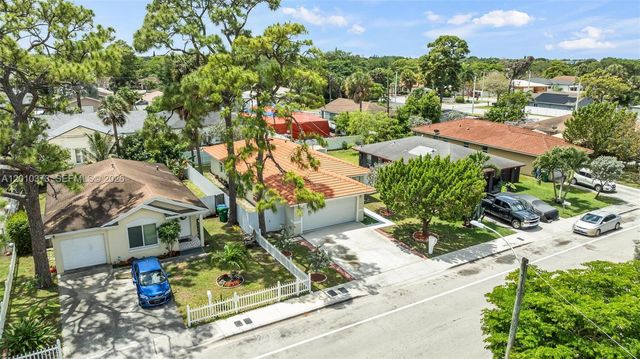 2762 NW 9th Ct, Fort Lauderdale, FL 33311