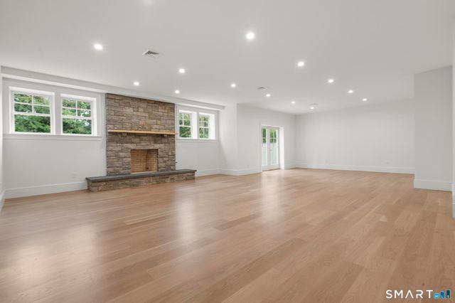 102 Silver Ridge Road, New Canaan, CT 06840