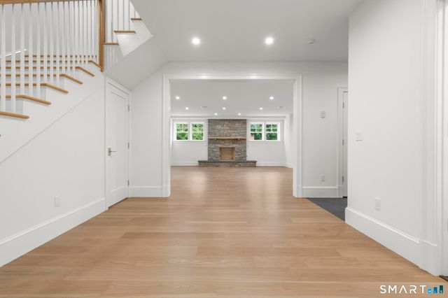 102 Silver Ridge Road, New Canaan, CT 06840