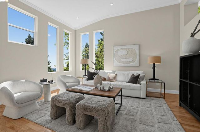 7026 Devon Way, Berkeley, CA 94705