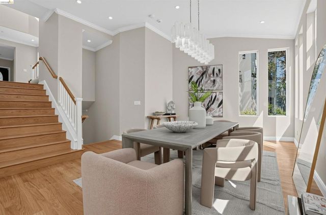 7026 Devon Way, Berkeley, CA 94705