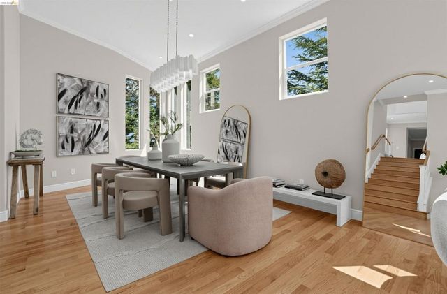 7026 Devon Way, Berkeley, CA 94705