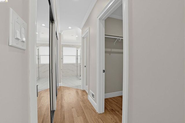 7026 Devon Way, Berkeley, CA 94705