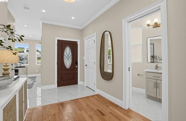 7026 Devon Way, Berkeley, CA 94705
