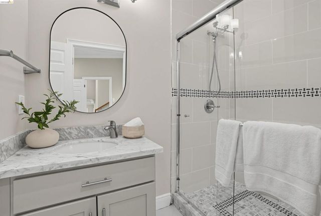 7026 Devon Way, Berkeley, CA 94705