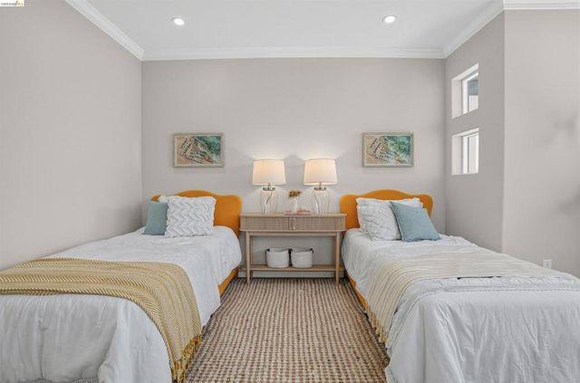 7026 Devon Way, Berkeley, CA 94705