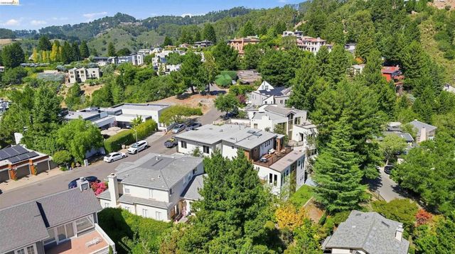 7026 Devon Way, Berkeley, CA 94705