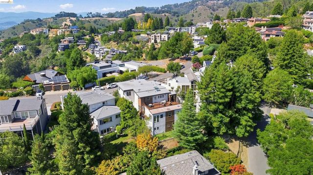7026 Devon Way, Berkeley, CA 94705