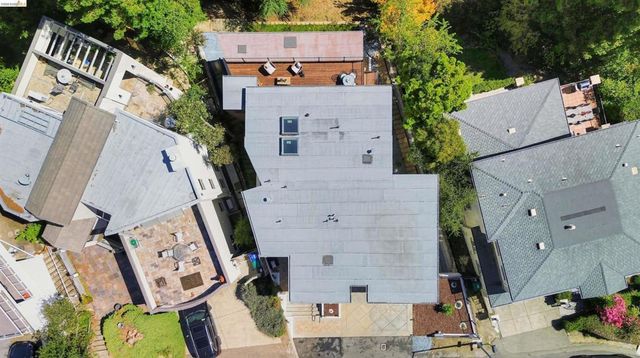 7026 Devon Way, Berkeley, CA 94705