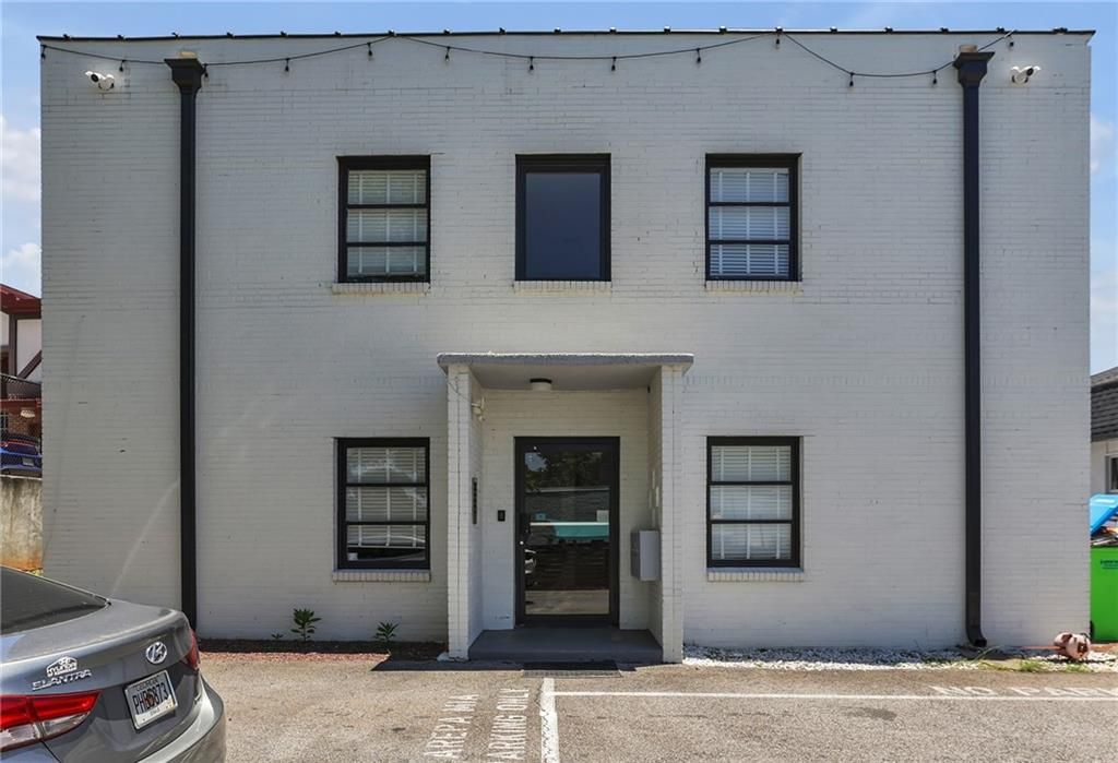 10 N Clarendon Avenue SUITE, Avondale Estates, GA 30002