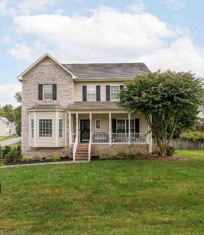 105 Honeyridge Court, Lewisville, NC 27023