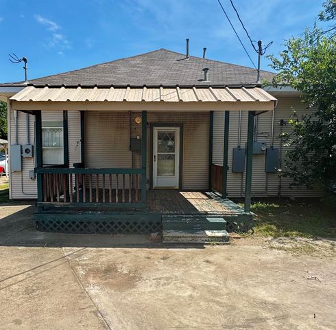 1104 POLK STREET, Wichita Falls, TX 76306