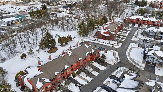 504 Clark Circle, Raritan Twp., NJ 08822