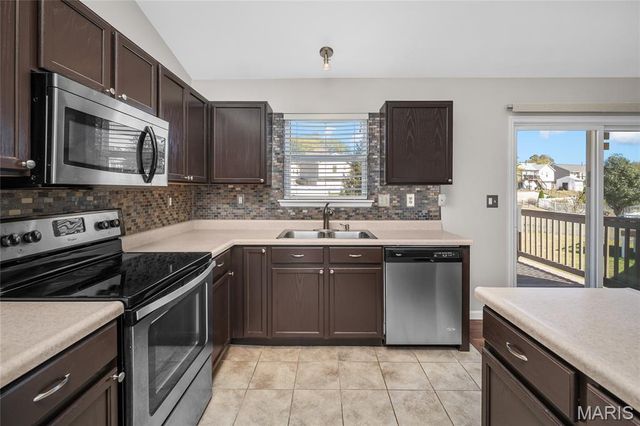 317 Winding Way Court, Wentzville, MO 63385