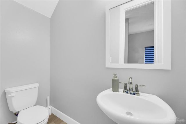 7011 N 3rd Street, Mcallen, TX 78504