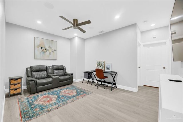 7011 N 3rd Street, Mcallen, TX 78504